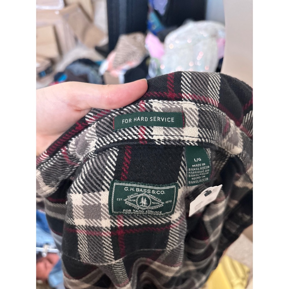 G.H. Bass Flannel Plaid Shirt Mens Black Red White Heavyweight Workwear Large - Picture 2 of 5